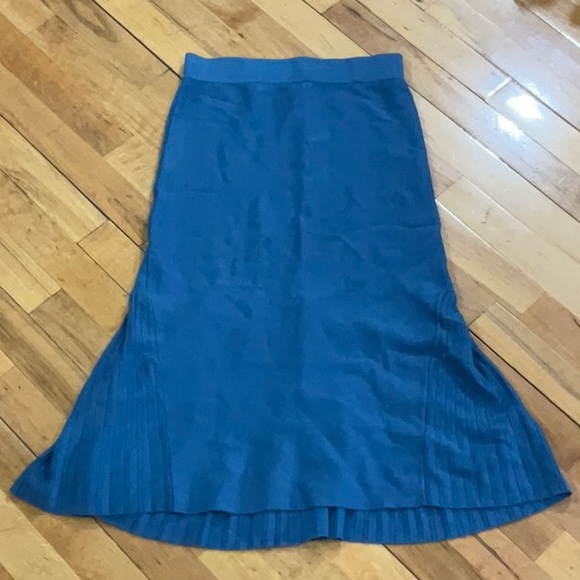 RACHEL COMEY RIBBED FLARE MIDI SKIRT - Picture 3 of 10